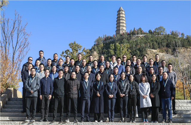 银娱优越会控股首批80后中高层赴延安学习红色精神